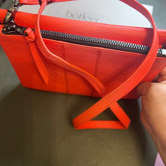 Botkier Red Clutch Sleek Design Vibrant Color - Picture 4 of 4